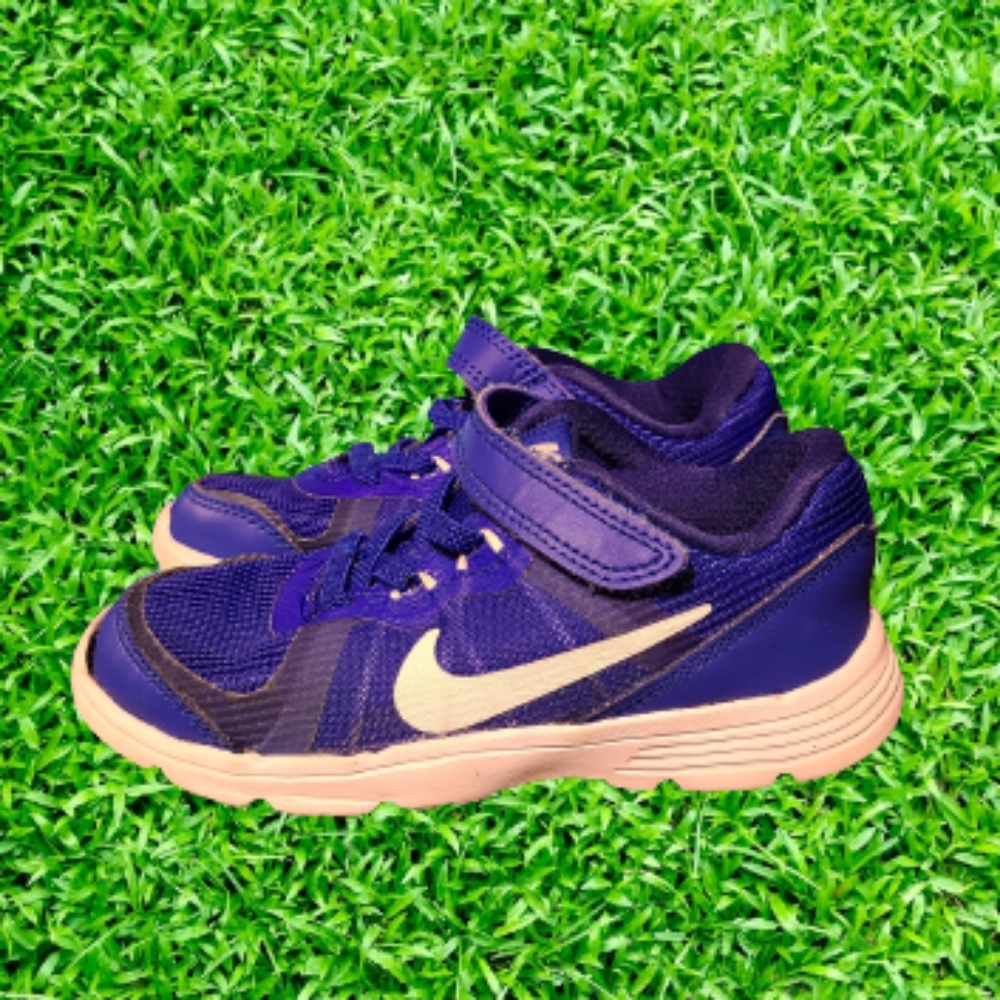 (0000) Nike Revolution 6 Toddler's Running Shoes, Size: 9C Color: Blue